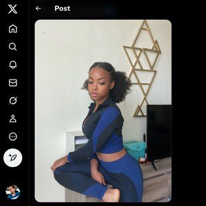Zuri Bella Rose